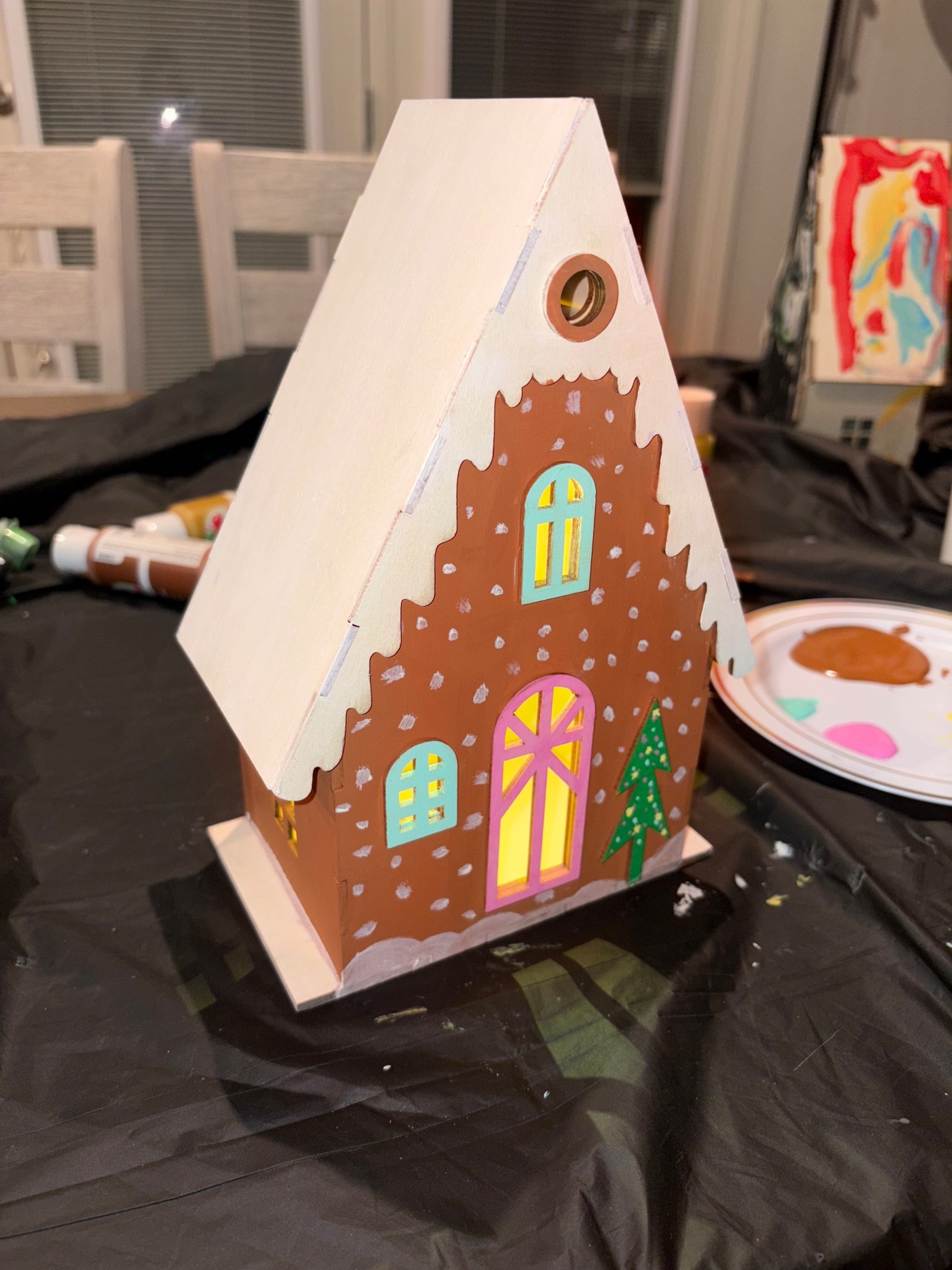 These are the cutest little houses with built in lights! Got them for the kids but then decided I wanted to paint also! #walmart

#LTKKids #LTKmomlife #LTKHoliday