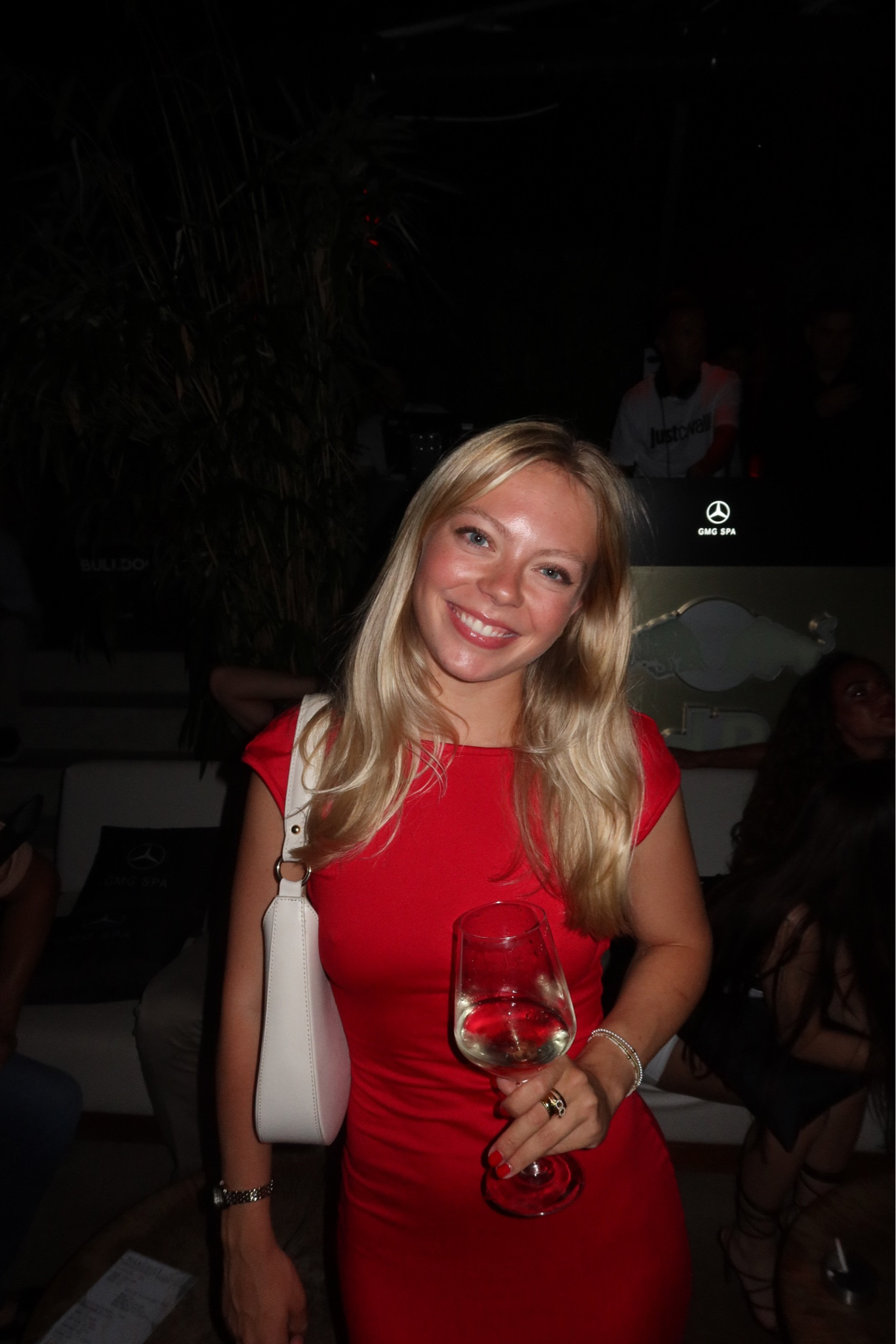 Glowy night out makeup! 💄🤩
My go tos!! Affordable and simple. 

Night out makeup, glowy makeup, GNO, date nightt

#LTKBeauty #LTKTravel #LTKStyleTip