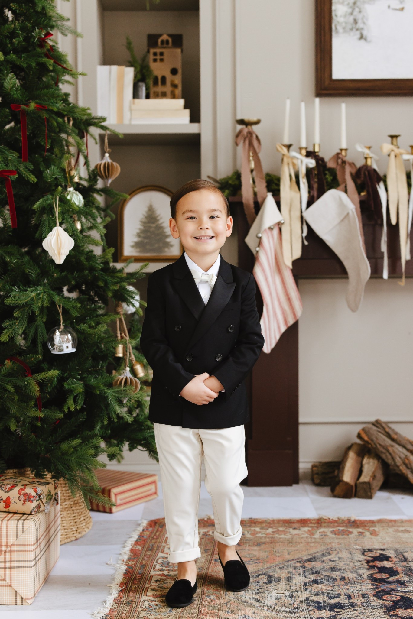 Kids holiday outfit, family photo outfit, boys holiday outfit, boys tuxedo, holiday photos outfits

#LTKKids #LTKHoliday #LTKmomlife