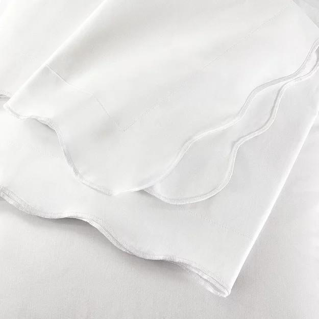 Scallop Edge Flat Sheet | Scallop Edge Bed Linen Collection | Bed Linen Collections | The  White ... | The White Company (UK)
