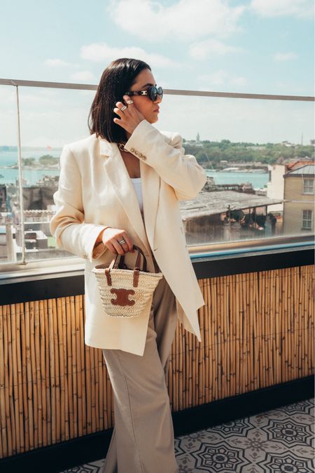 Currently obsessed with butter yellow, beige, brown and white for the summer. Isn’t this the chicest combination?! The blazer is linen, perfect for summer nights! 

I’ve linked a more affordable butter yellow blazer too! 

#LTKtravel #LTKstyletip #LTKSeasonal