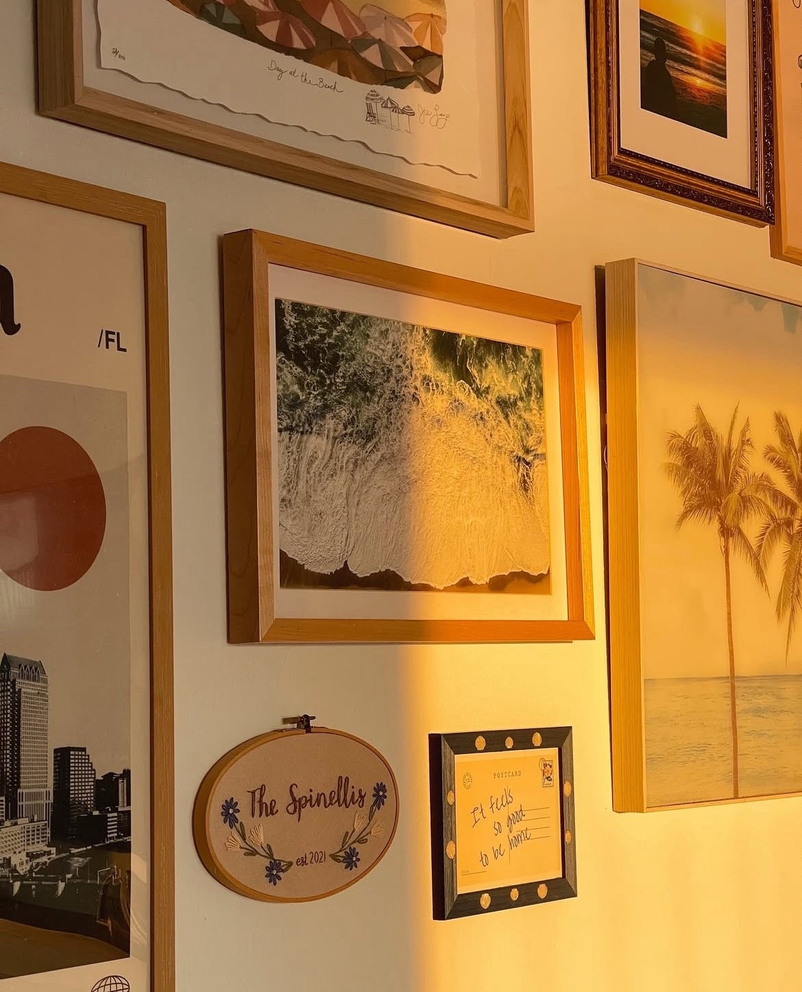 had tons of questions about our last name sign from etsy 🤍🏠

#LTKSeasonal #LTKFindsUnder50 #LTKHome