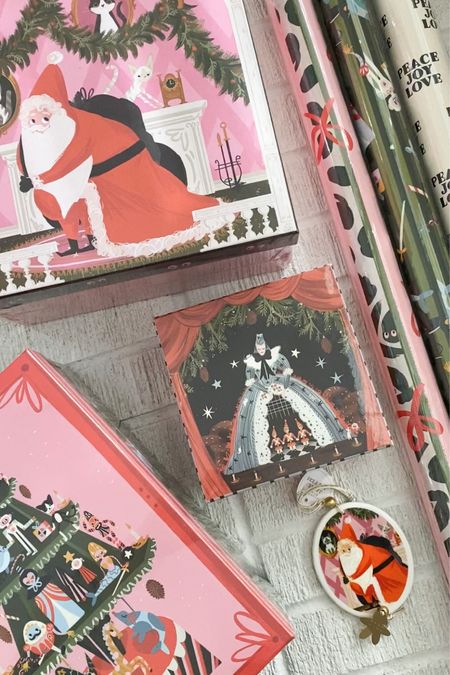 Christmas gift wrapping 

#LTKSeasonal #LTKHoliday #LTKhome