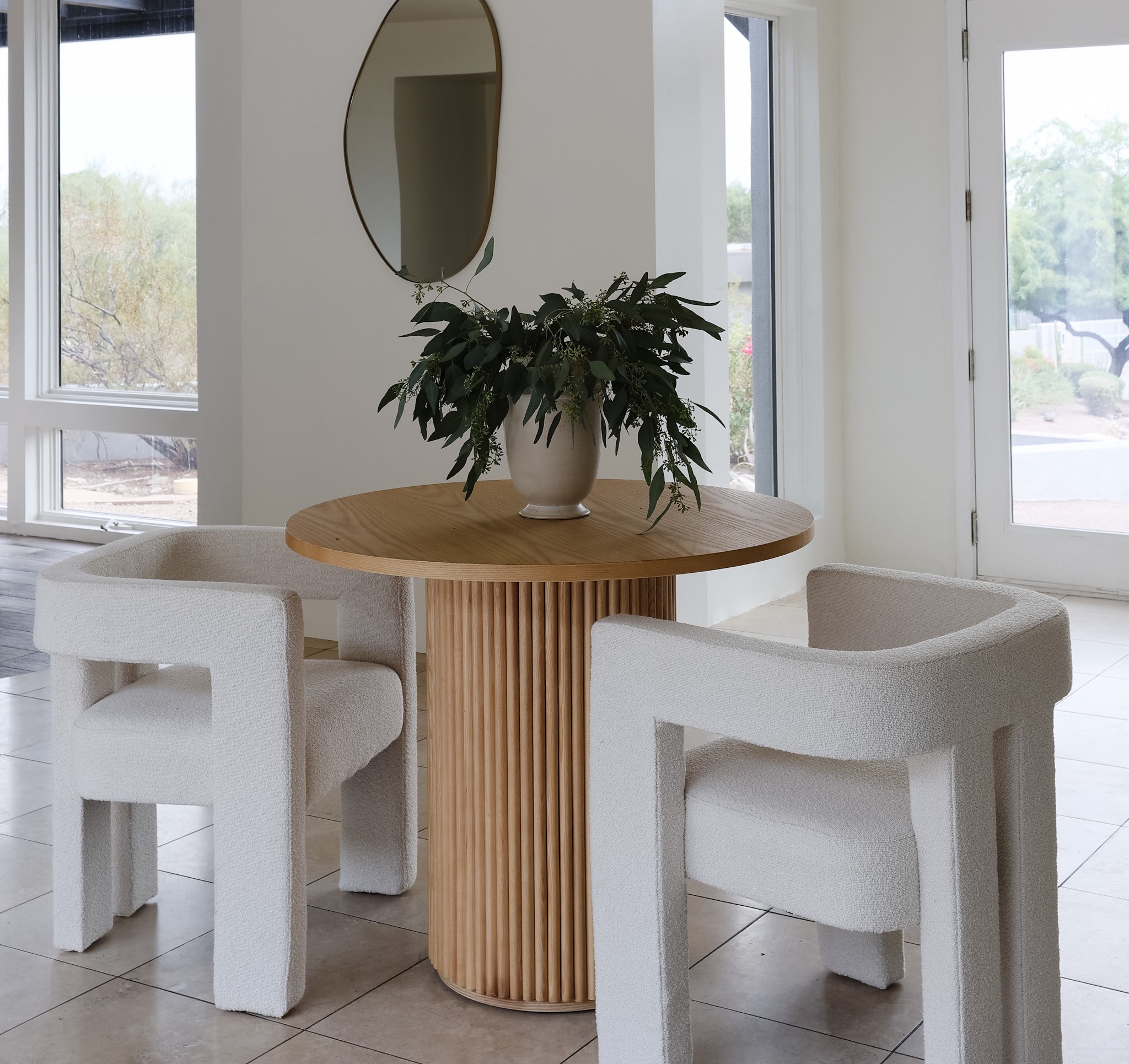 Amazon Dining Set - RARE FIND

#LTKhome #LTKFind #LTKfamily