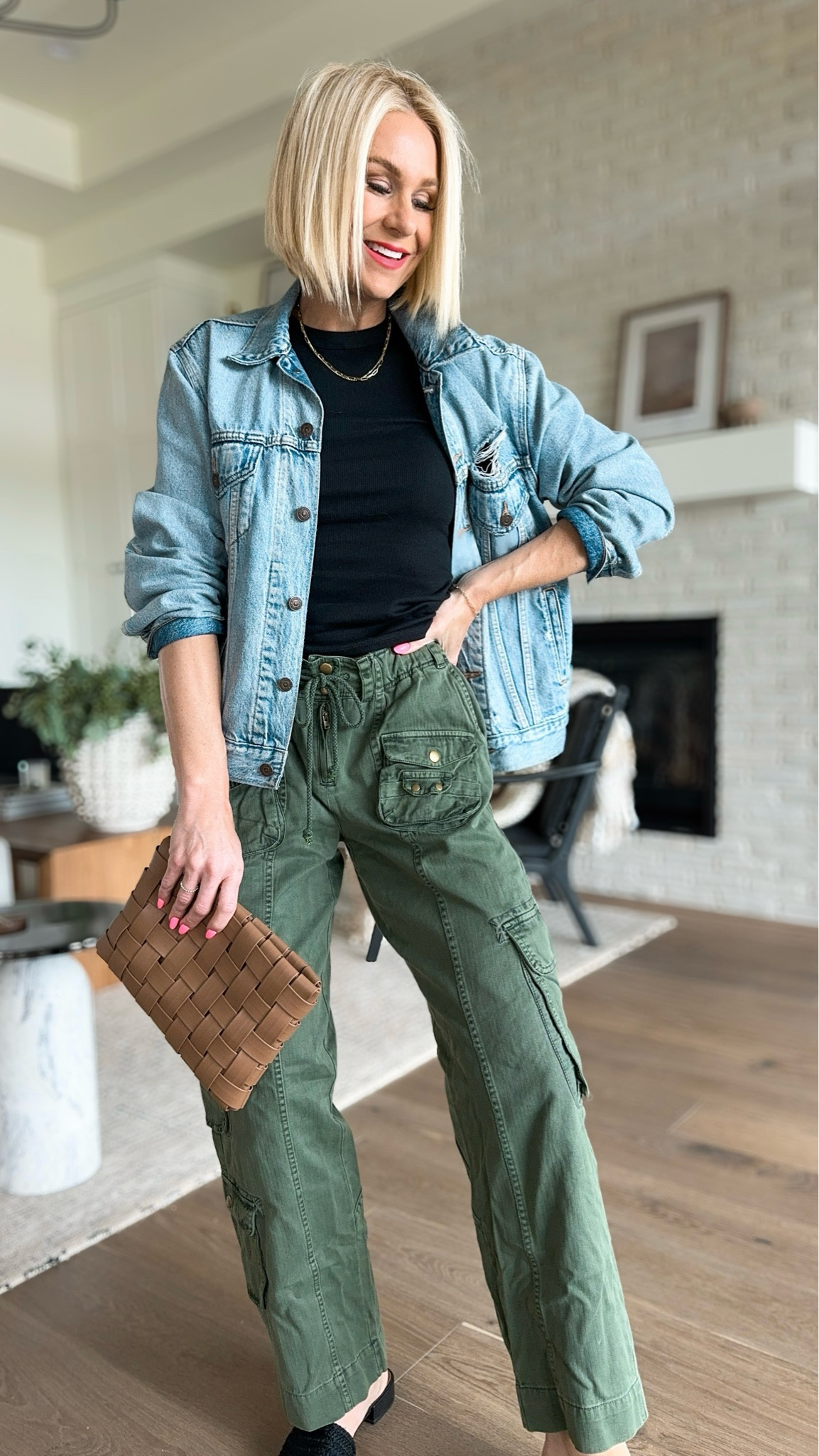 A timeless, easy outfit for spring.
You can never go wrong with this color combo: 👖denim + 🖤black + 🫒green + 🤎cognac. 
Sizing:
Pants- fit big, sized down to a small.
Tank - tts
Jacket- oversized fit, tts wearing a med
Sandals- tts
💄- true coral


#LTKSeasonal #LTKover40 #LTKbeauty