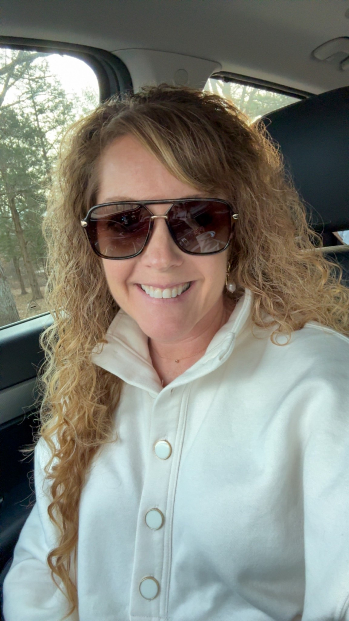 My new favorite sunnies! 😍

*Wearing size medium in the pullover  

#LTKOver40 #LTKFindsUnder50 #LTKootd