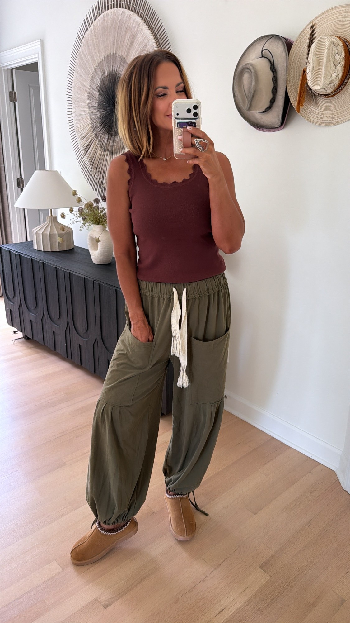 amazon fall suede shoes, scalloped tank, and drawstring pants ♥️ code betsy works for electric picks

#LTKootd #LTKSeasonal #LTKSaleAlert