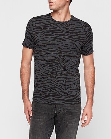 tiger print moisture-wicking performance t-shirt | Express
