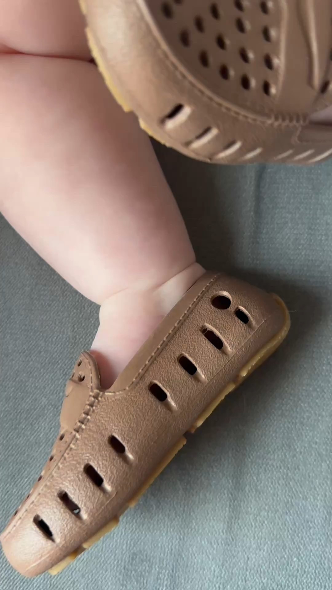 Step into comfort and style with @floafers #floafers #floaferspartner 💦 

👟These shoes are waterproof, float, and have a non-slip sole. 
👟They offer 360° ventilation to keep your feet cool and comfy as the weather warms up. 
👟They come in a variety of colors and I get endless compliments when my boys wear them! 
🏊🏻⛵️🌇Whether you're by the pool, on the boat, or out and about, these lightweight, water-friendly loafers have you covered! 
