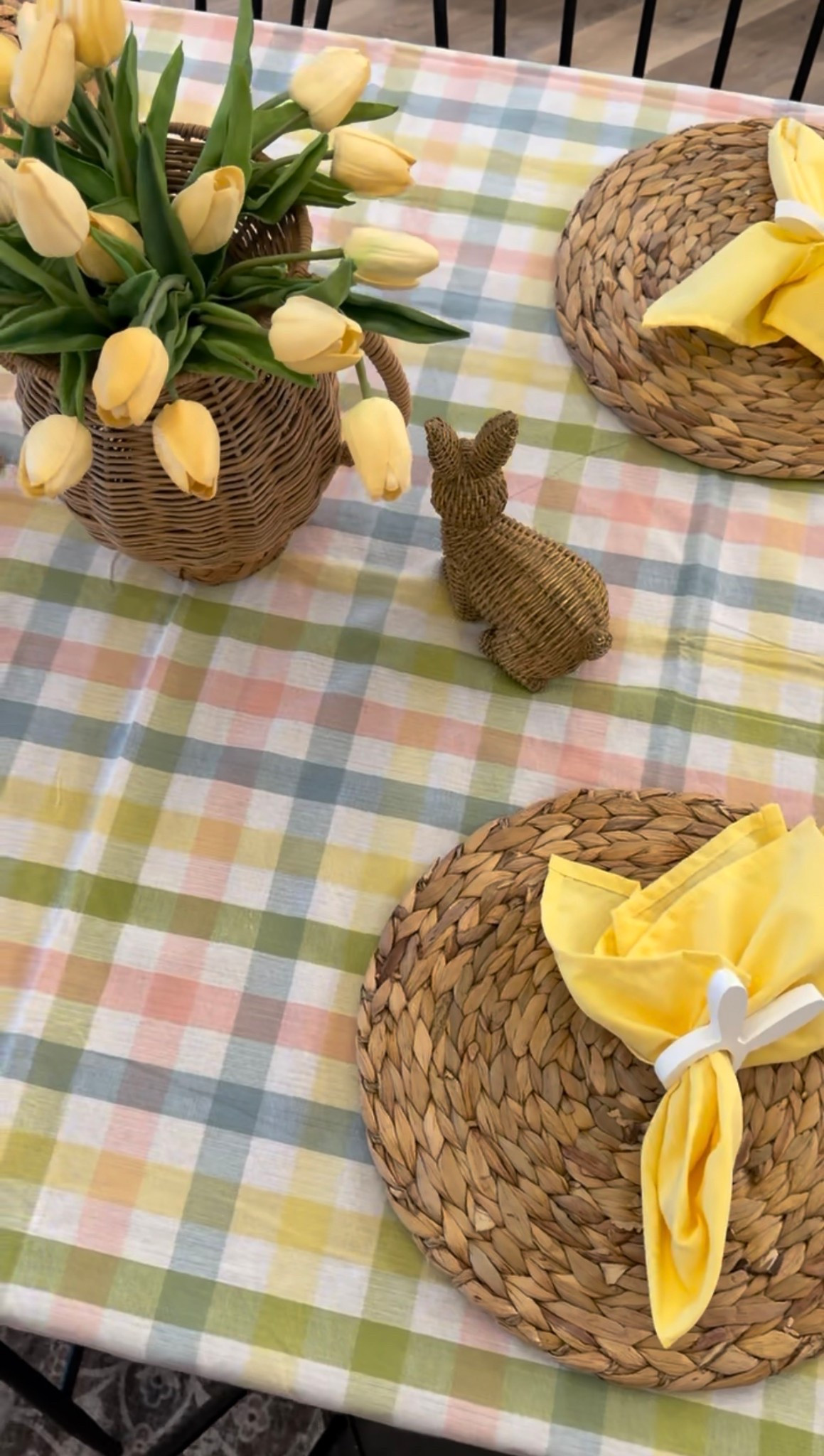 Last minute simple Easter decor! 🐣 

#LTKHome #LTKSeasonal #LTKSaleAlert