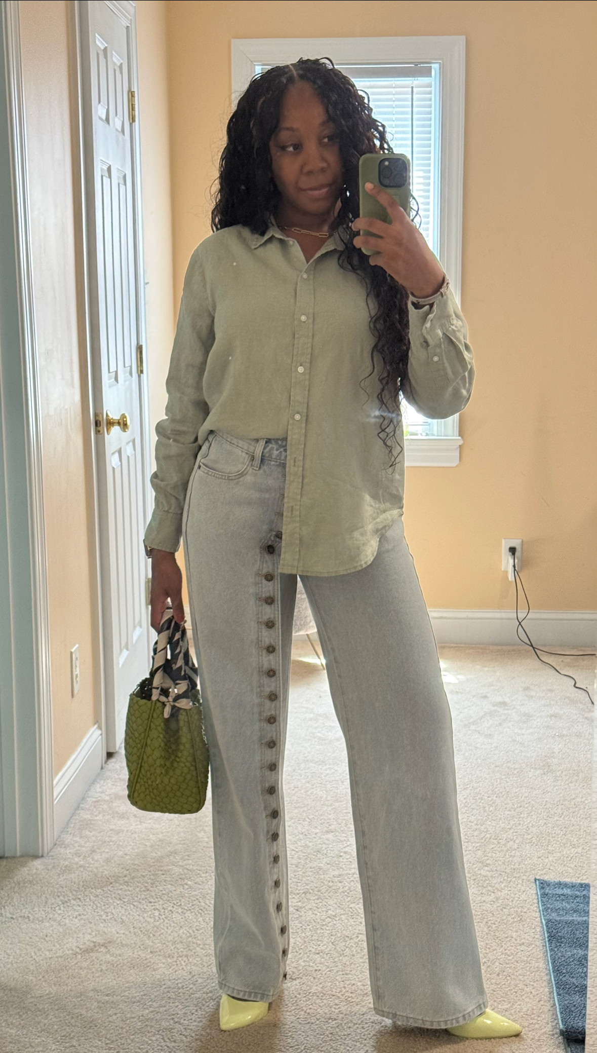 Casual work fit. These jeans are my favorite right now. Might need all the colors, idk. Don't recommend wearing with flats if you're petite. These look and function better with heels or a chunky sneaker. 

Do you think this would press some buttons at work? Or do you think this would pass on a casual day? 

 #LTKootd #LTKPetite #LTKWorkwear
