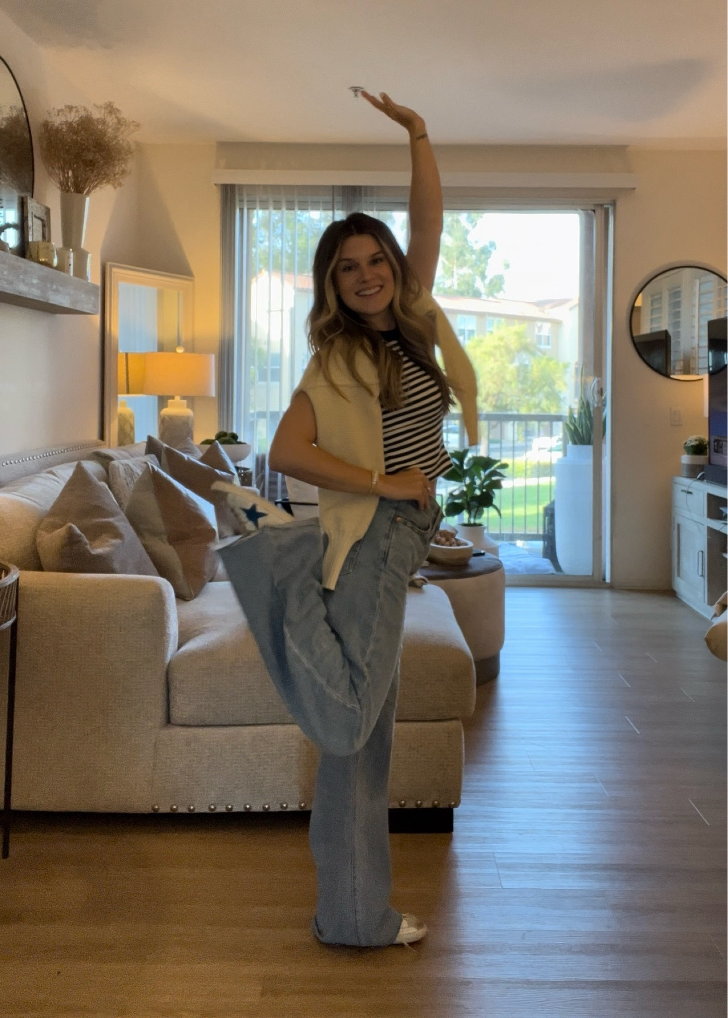 a ~girl lunch~ outfit — we love a sweater on the shoulders 🤍

mama outfit
spring outfit
summer outfit
old navy style 
Amazon style
Levi’s fit
Golden goose

#LTKFindsUnder50 #LTKSaleAlert #LTKFindsUnder100