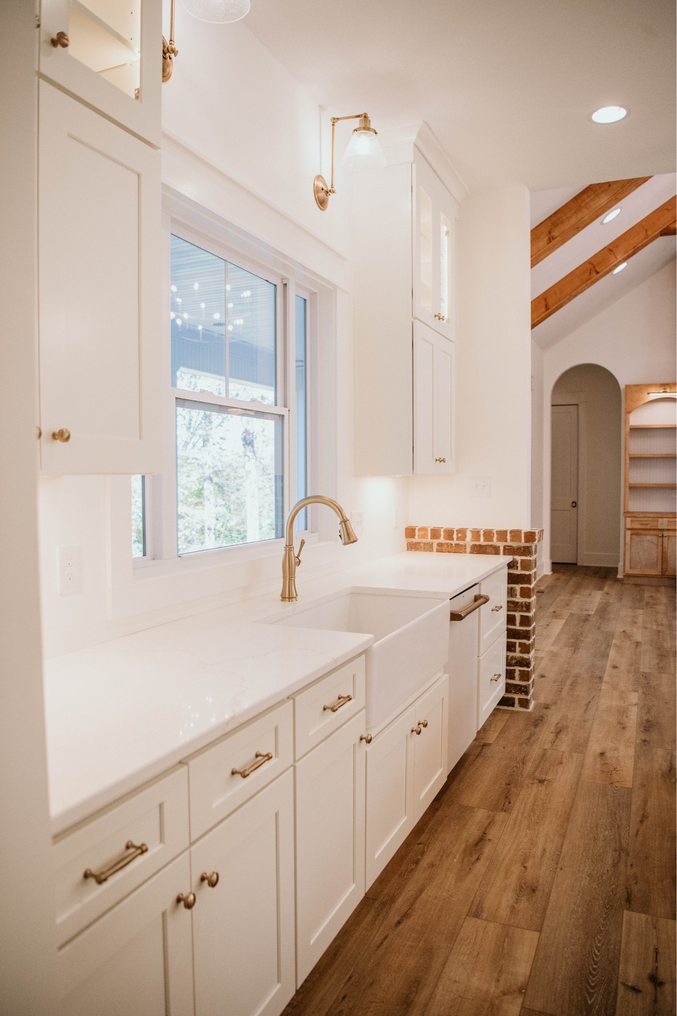 These cabinet pulls match the Delta Fixtures in Champagne bronze perfectly !!! 
