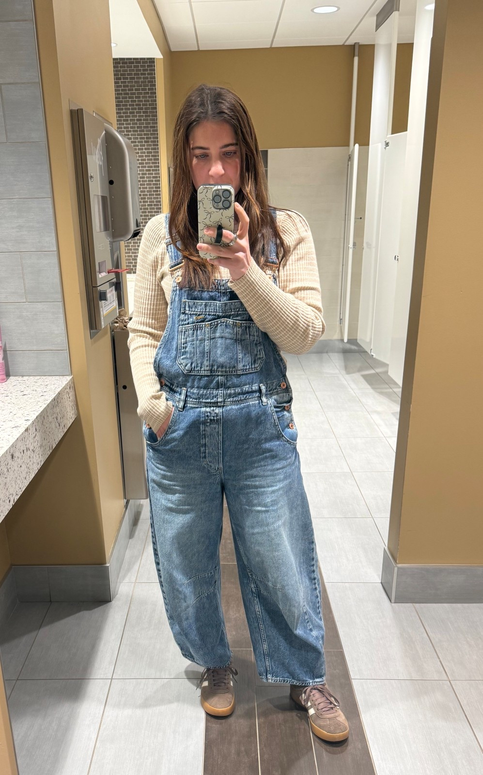 Fun Friday fit. I'm in a S in the overalls  