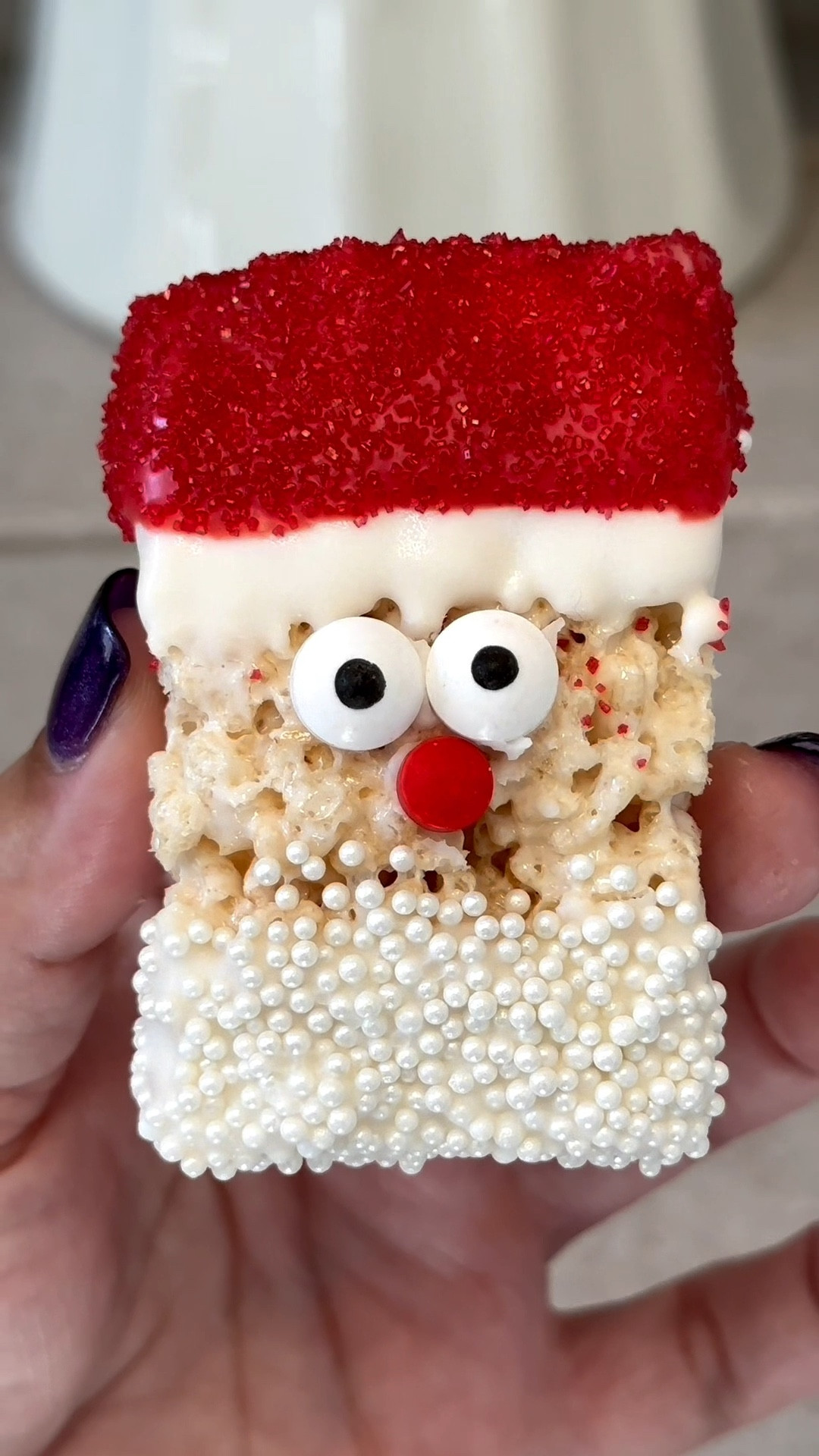 Easy Santa Rice Krispie treats 🍫🎅 Linked everything you need melting chocolate, Rice Krispies, candy eyes & more!

#HolidayTreatIdeas #ChristmasKitchen #BakingWithKids #Christmas #LTKChristmas

#LTKHoliday