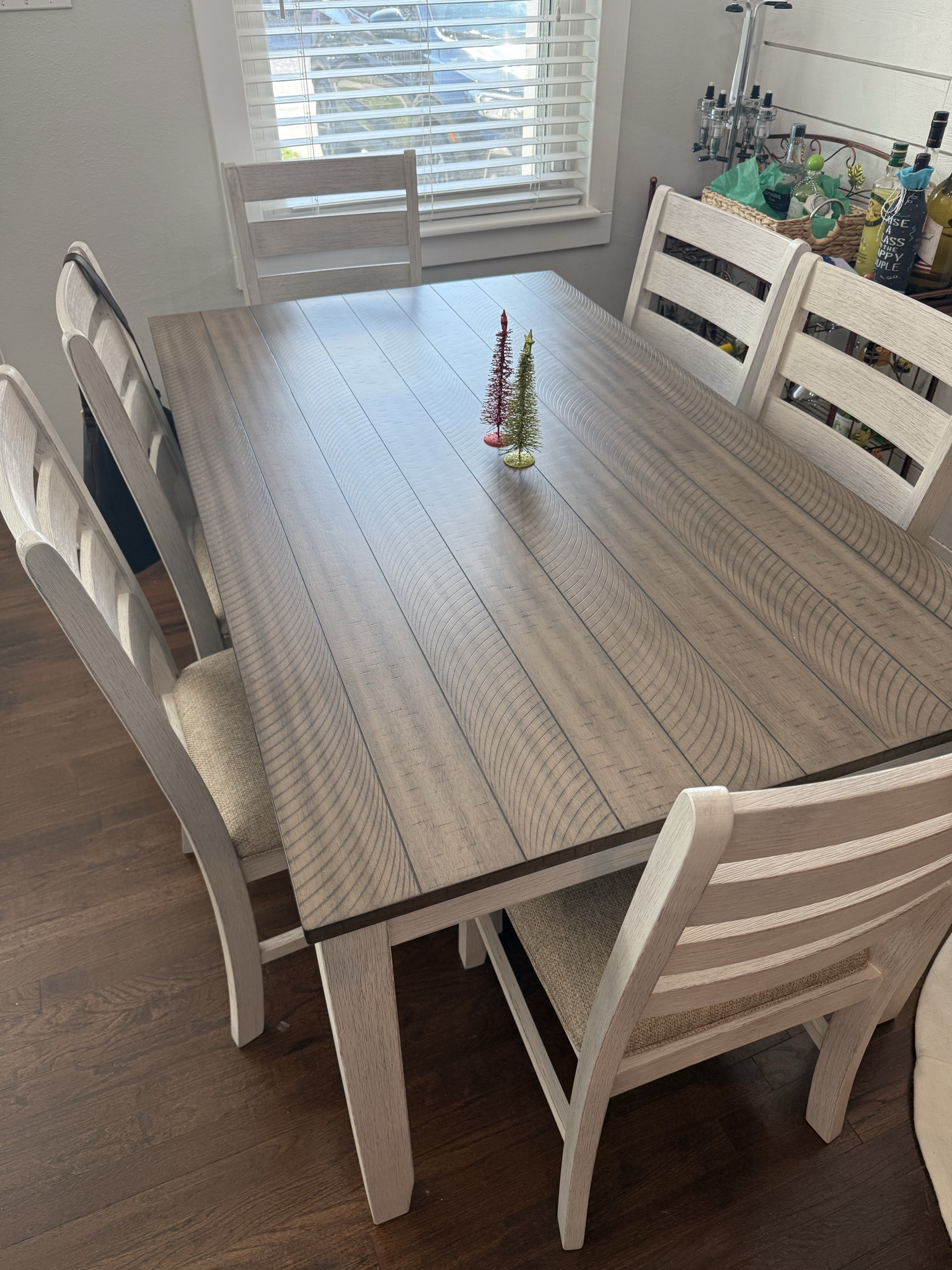 Rustic table

Kitchen dining set farmhouse table  home decor 

#LTKHome #LTKSeasonal