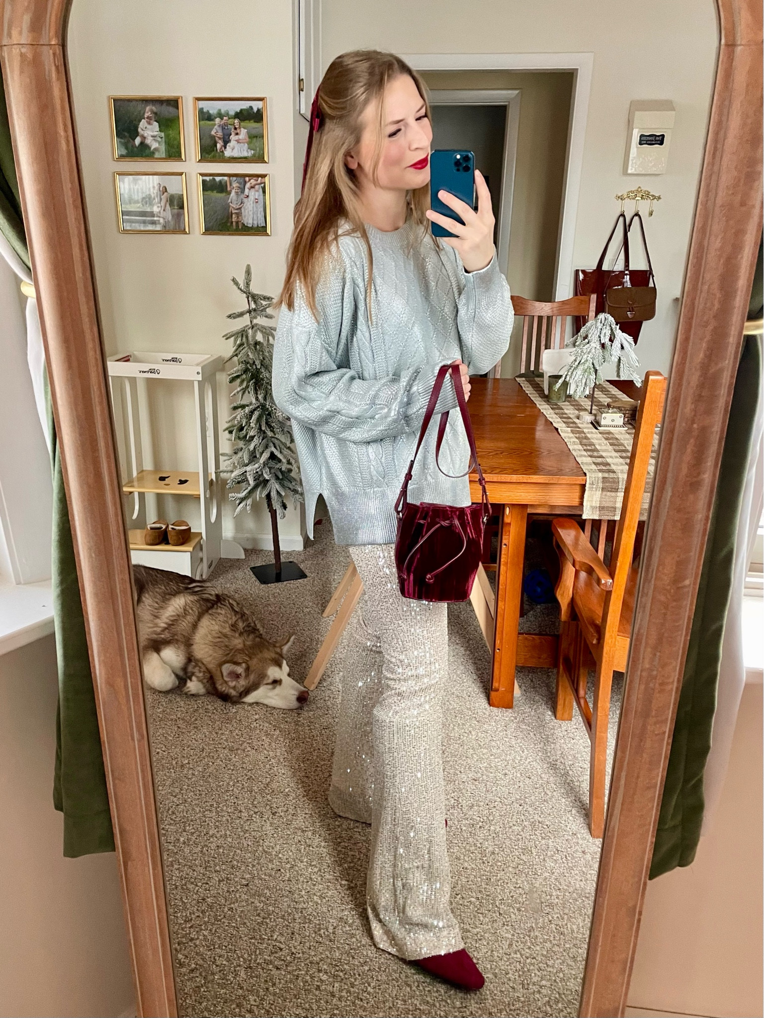 
Metallic sweater, sequin pants, red boots, burgundy boots, holiday look, holiday party outfit idea, hair bow, New Year’s Eve, red lipstick 

#LTKHoliday #LTKSeasonal #LTKFindsUnder50