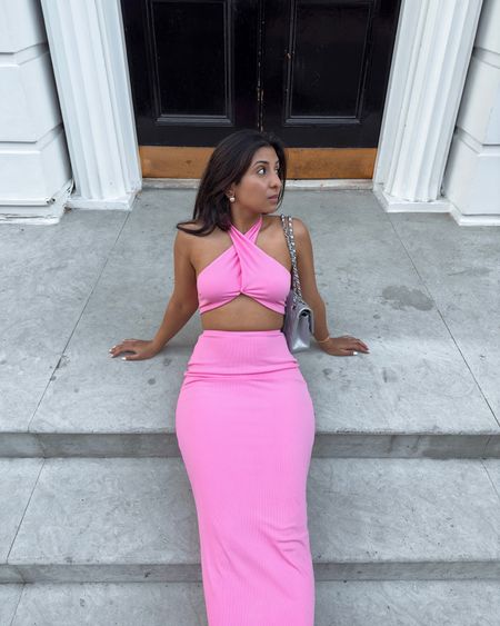 This barbie loves a date night outfit. Styling my latest revolve find, this gorgeous two piece matching set with the pink halter neck top and pink ribbed maxi skirt 💓 the perfect night out outfit. 

#revolve #superdown #petitestyle #pinkoutfit #barbie 

#LTKeurope #LTKstyletip #LTKunder100