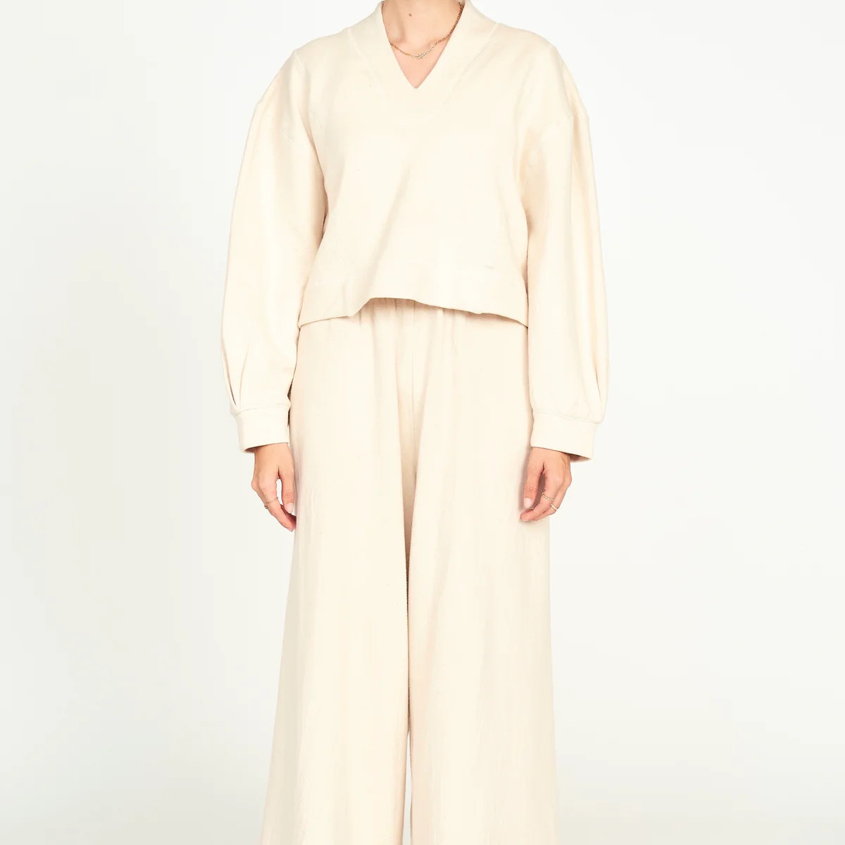 Canyon Sweatshirt in Dove | MIRTH