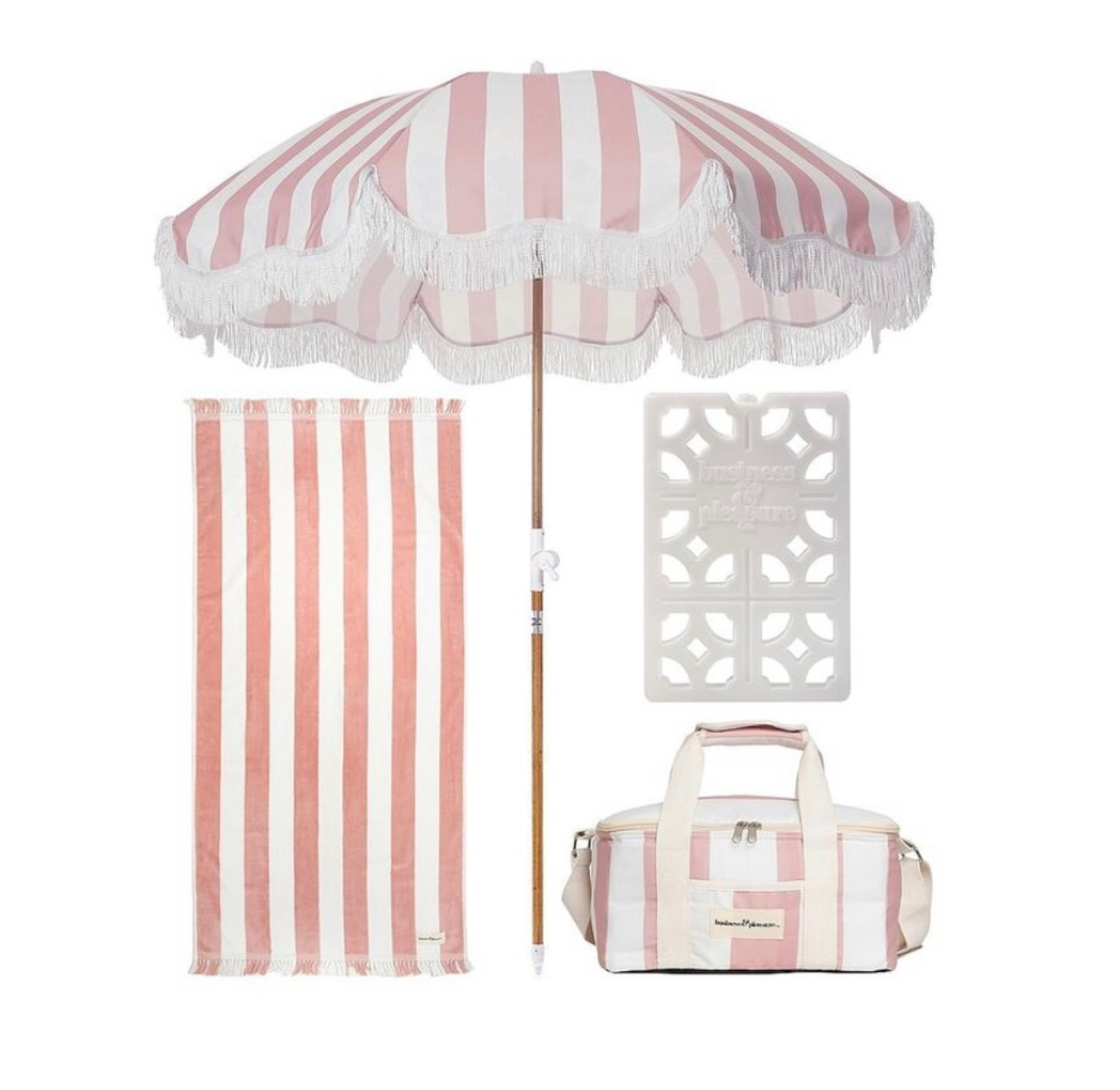This beach kit is on sale! Perfect for an aesthetic trip to the beach 🌊☀️👙⛱️

#LTKSeasonal #LTKhome #LTKswim