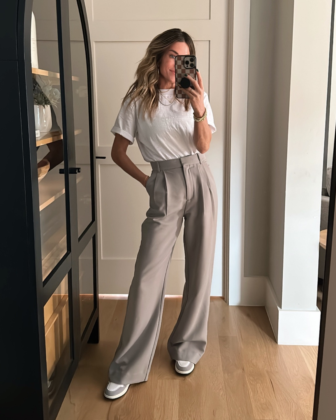 Can use code AFLTK for 20% OFF these pants. Also found a similar pair on Amazon. 



#LTKworkwear #LTKshoecrush