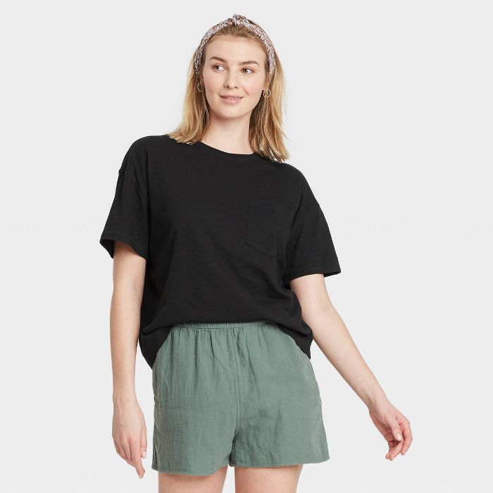 Women's Short Sleeve Boxy T-Shirt - Universal Thread™ | Target