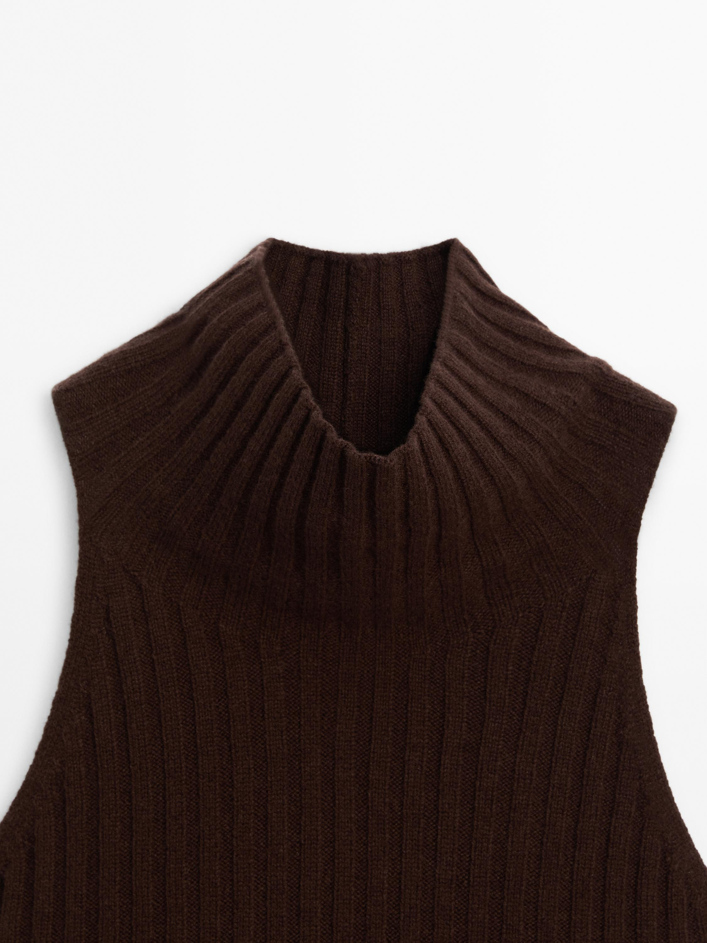 High neck ribbed top | Massimo Dutti UK
