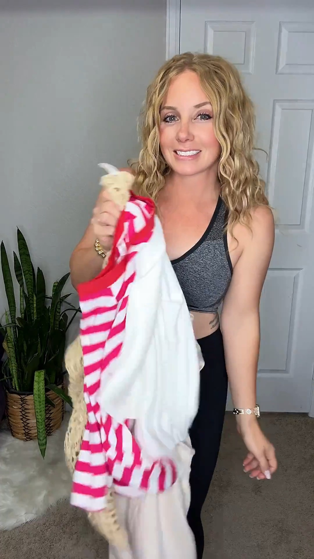 Casual and easy Summer outfits from Amazon 





Amazon outfits, summer outfit inspo, outfit ideas, casual outfits amazon, amazon outfits every day, spring outfits 2026, summer outfits, red and white striped tee, beige romper, crochet top 

#LTKPetite #LTKSaleAlert #LTKootd