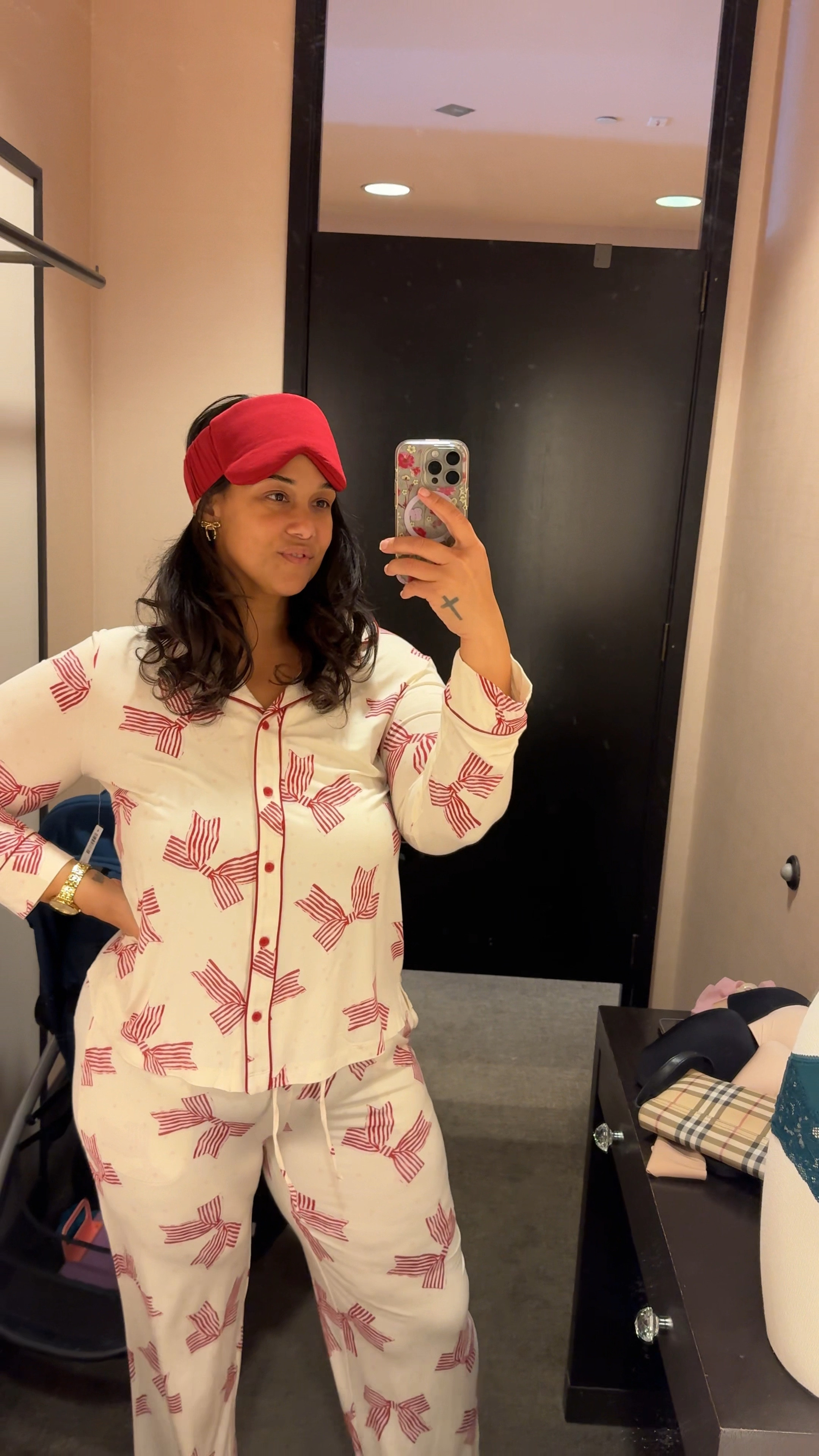 The coziness & cuteness is off the scale with these festive pjs! 🎀

#LTKHoliday #LTKSeasonal #LTKMidsize