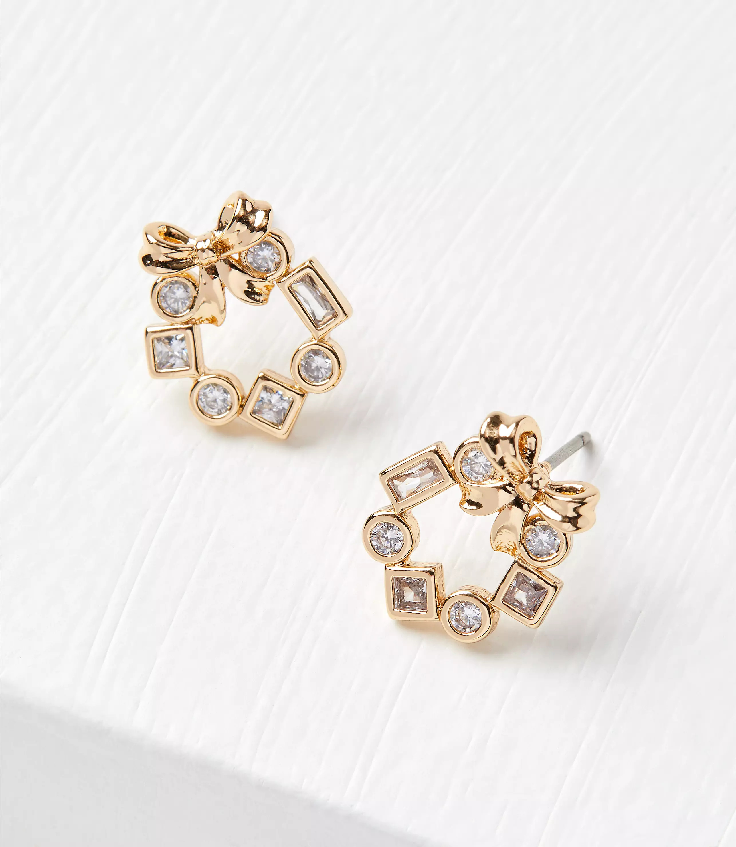 Wreath Stud Earrings | LOFT
