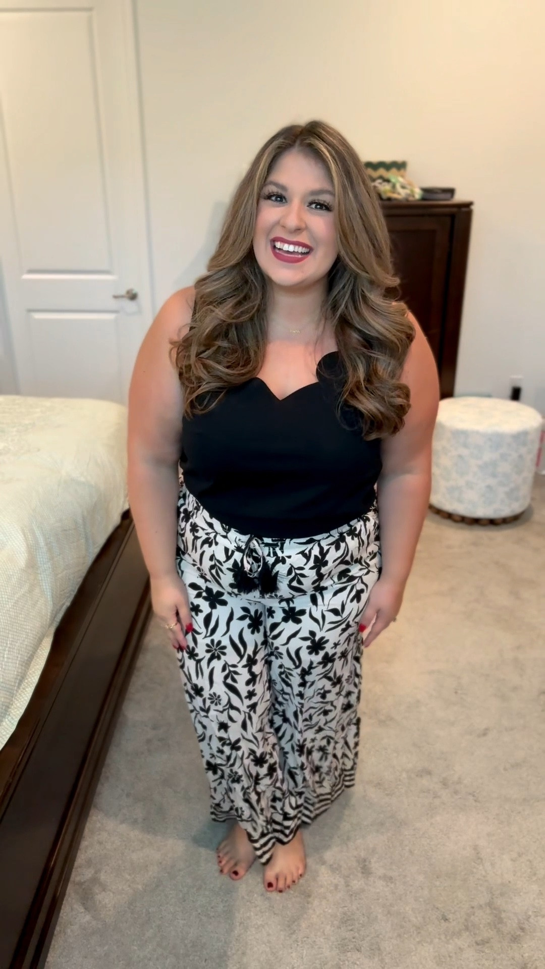 New Outfit from BloomChic 🚨

I LOVE a clean black and white look. And this one takes the cake! I will advise, size up in the pants for a little extra room, but this look is perfect for work, drinks with the girls or a nice dinner! Happy Shopping!!  🛍️ 



#LTKFindsUnder50 #LTKMidsize #LTKPlusSize