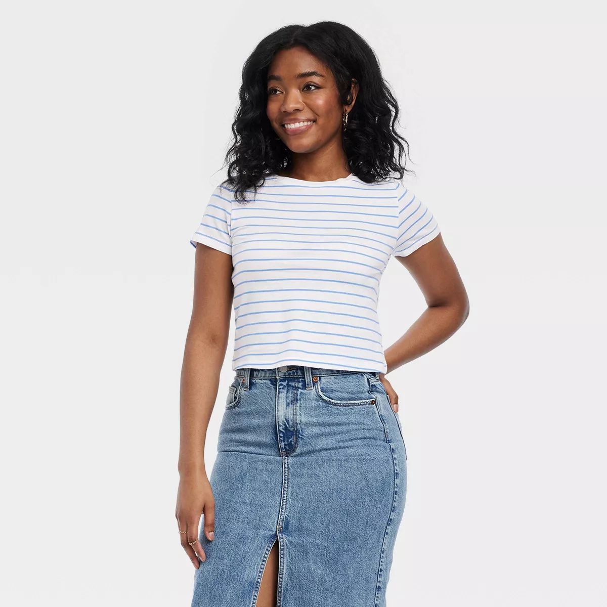 Women's Shrunken Short Sleeve T-Shirt - Universal Thread™ Blue Striped L | Target