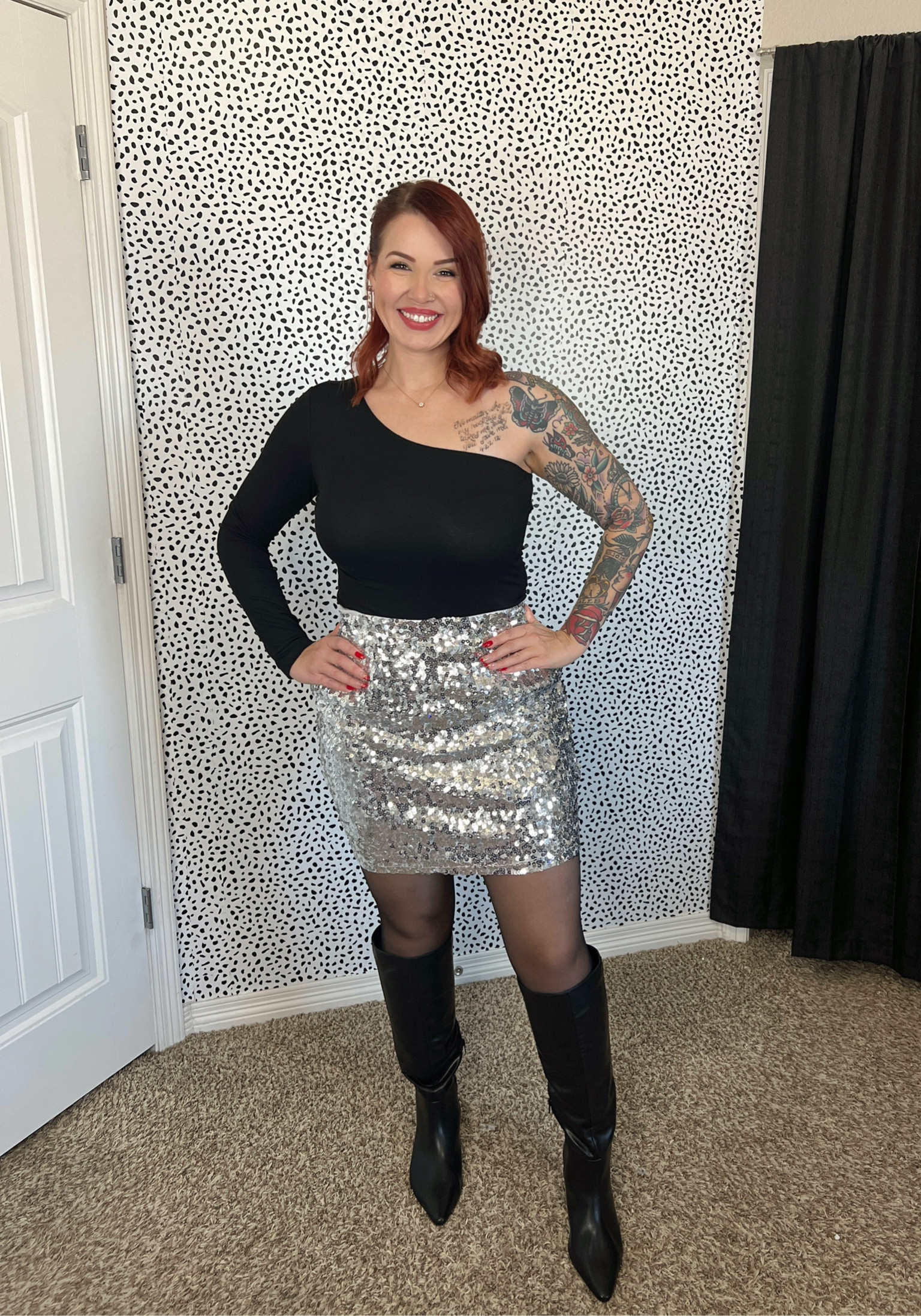 Sparkly silver skirt// wearing large•
One shoulder sleeve bodysuit// wearing a large• long boots & tights for NYE outfit inspo! 🥂✨

#LTKSeasonal #LTKMidsize #LTKParties