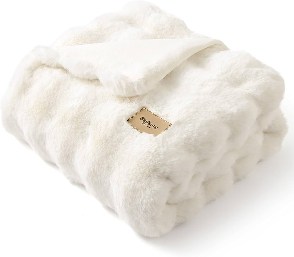 Bedsure GentleSoft Fluffy Bubble Blanket, Cozy Soft Faux Fur Throw Blanket for Couch, Fuzzy Faux ... | Amazon (US)