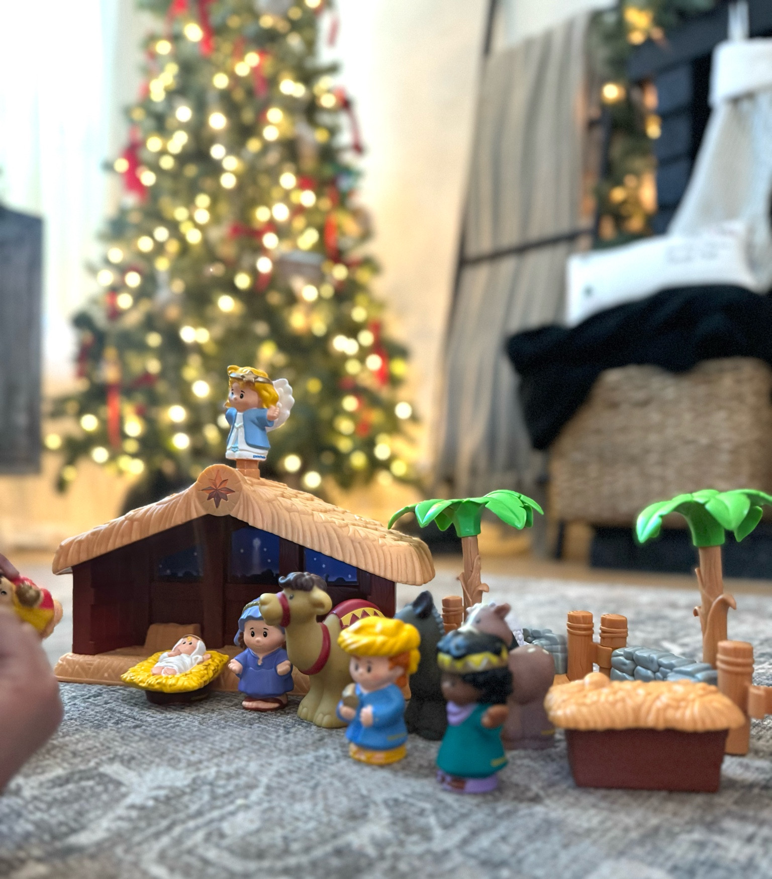 Brought out our Nativity Little People🌟



#LTKSeasonal #LTKKids #LTKHoliday