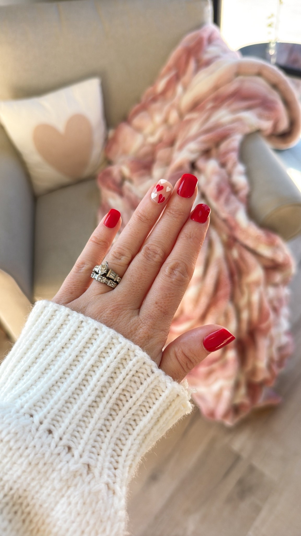 February Nails 💅🏻 💕❤️


#LTKBeauty #LTKSeasonal #LTKValentine
