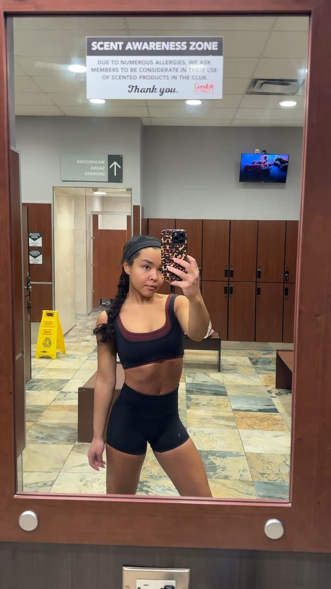 Layering sports bras 🤌🏽

Sports bras: 2XS
Shorts: 0

#LTKstyletip #LTKfitness