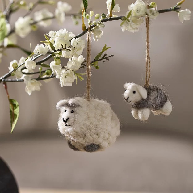 Felt Sheep Decorations – Set of 2 | The White Company US