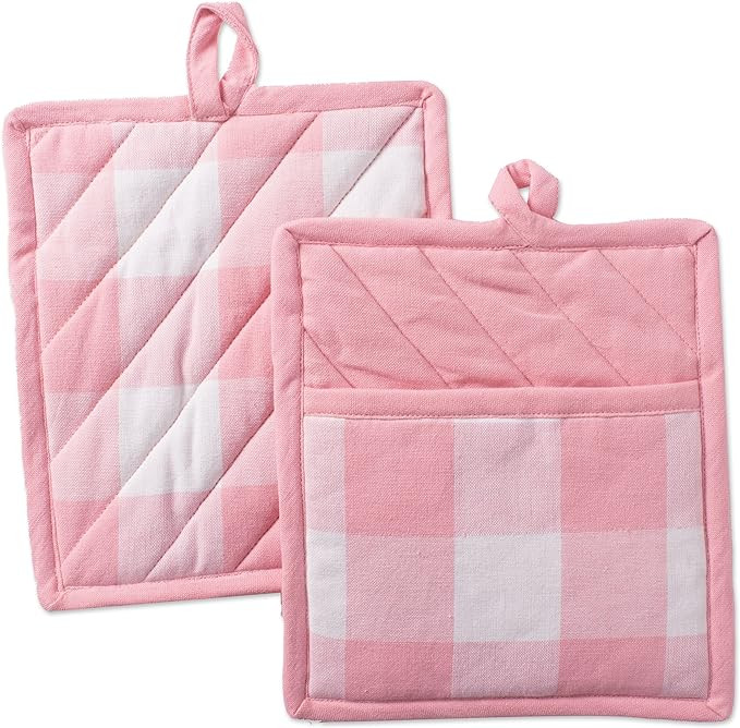 DII Buffalo Check Kitchen Collection, Classic Farmhouse Kitchen Set, Potholder, One Size, Pink &W... | Amazon (US)