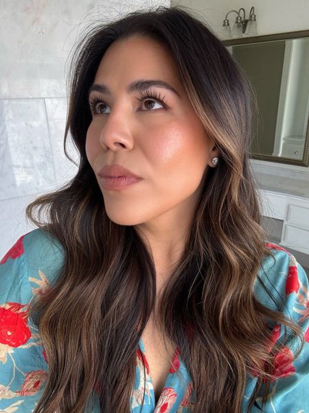The secret to my glowy skin is out! I love to use the Charlotte Tilbury Hollywood
Flawless Filter for my everyday makeup! I wear shade 4!

#LTKbeauty #LTKfindsunder50 #LTKover40