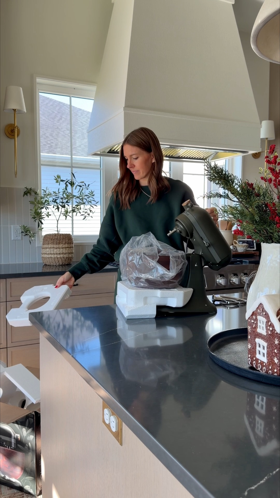 Obsessed is an understatement 😍 it’s even prettier in person! The matte green, brass details and wood bowl are everything and more. I’ve had my eye on this for years and have NO regrets about buying this. 

#kitchen #baking #holidaybaking #christmastime #kitchenaidmixer

#LTKHome #LTKHoliday