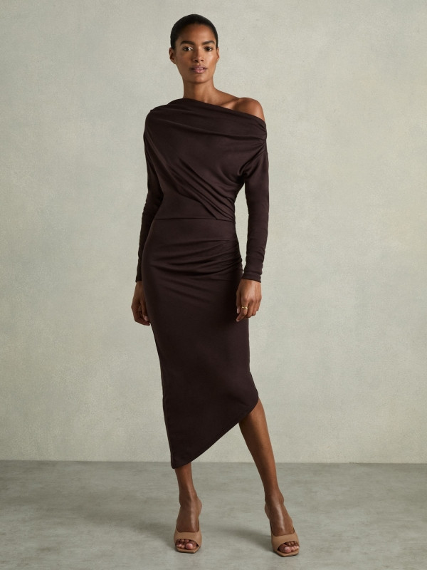 Off-The-Shoulder Ruched Jersey Midi Dress in Brown | Reiss UK