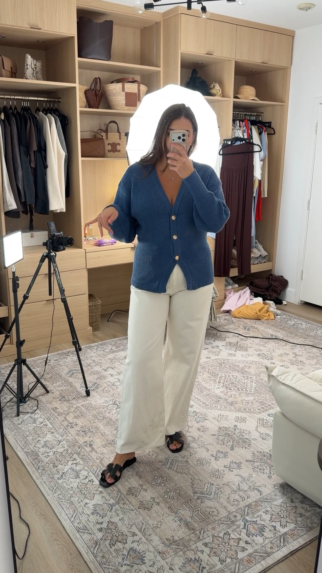 The coziest cardi 💙

blue knit cardigan, gold button sweater, cozy fall layers, elevated basics outfit, neutral wide leg pants, effortless everyday style, amazon fashion find

#LTKSeasonal #LTKMidsize #LTKootd