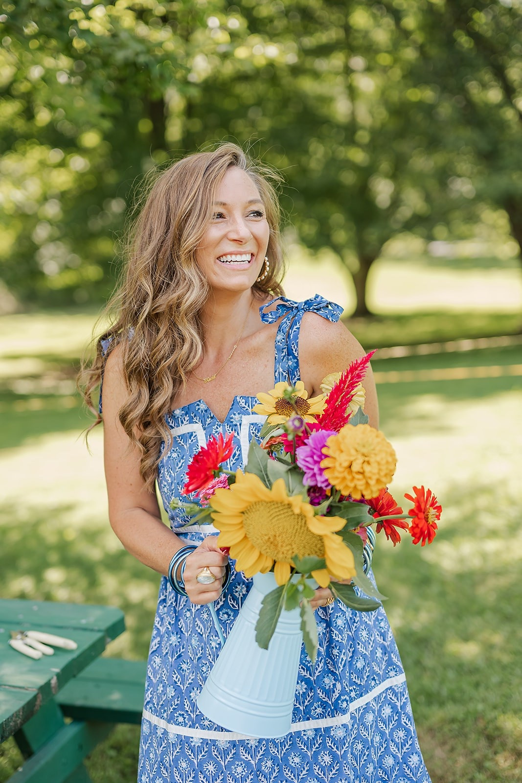 Summer blues / blue dresses / build your own bouquet / summer to fall dresses

#LTKSaleAlert #LTKOver40 #LTKootd