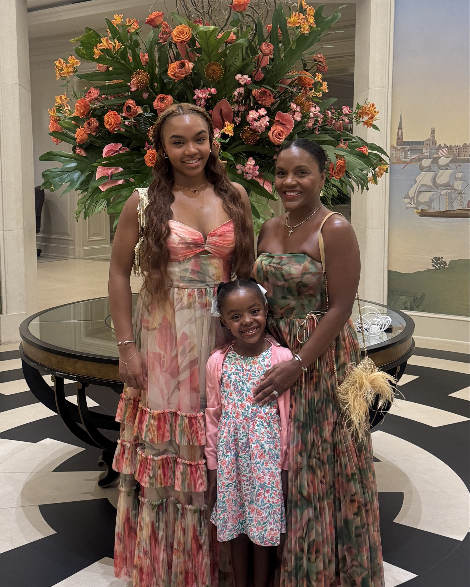 Beautiful dresses by Hutch!
#mother #daughter #goingout #maxidress #floral

#LTKFamily #LTKParties