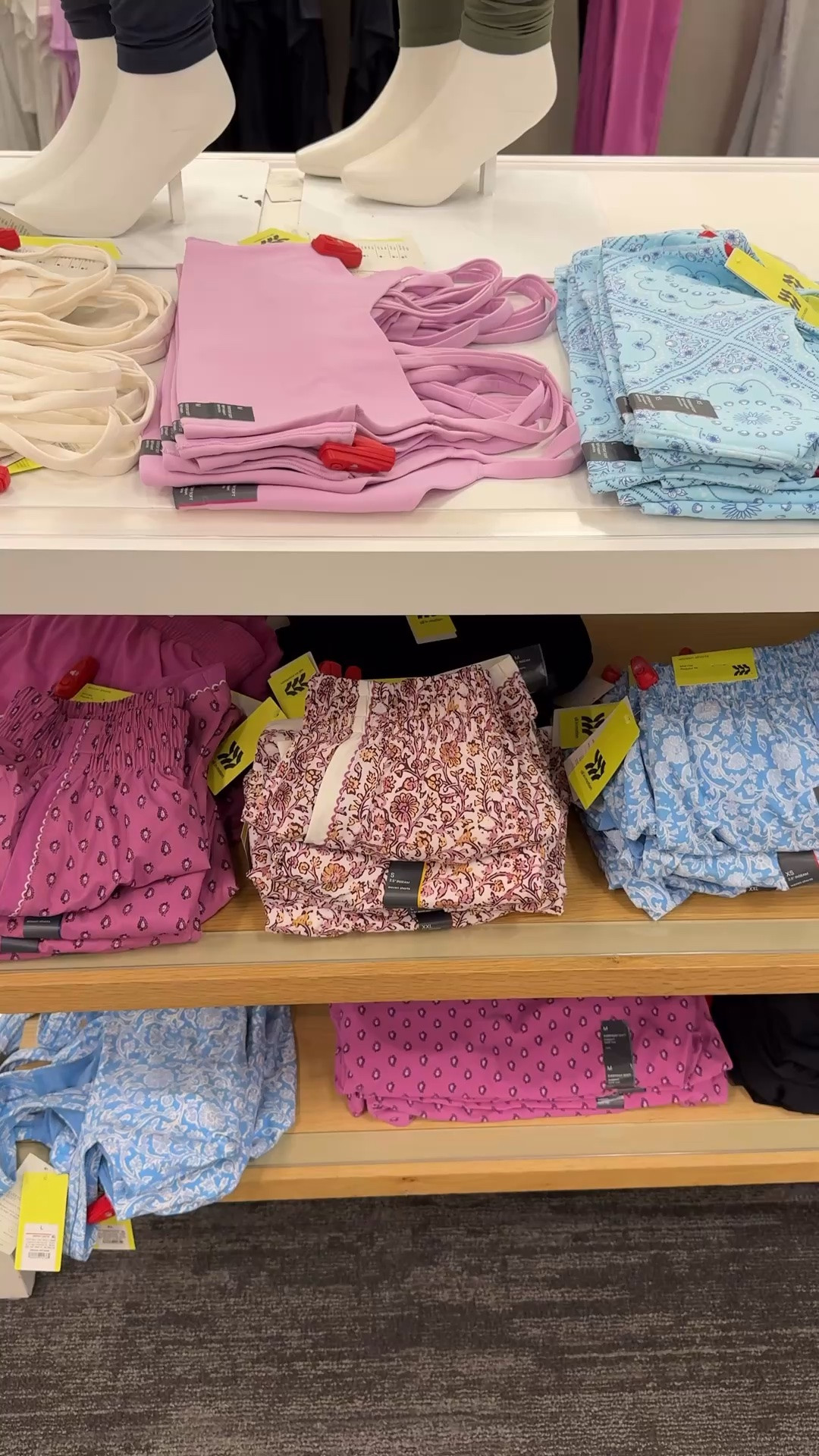 The cutest short! So similar to Aerie. They’re only $15, sale ends tomorrow. 

target finds, aerie dupes, target style

#LTKSaleAlert #LTKootd #LTKfitnessgoals