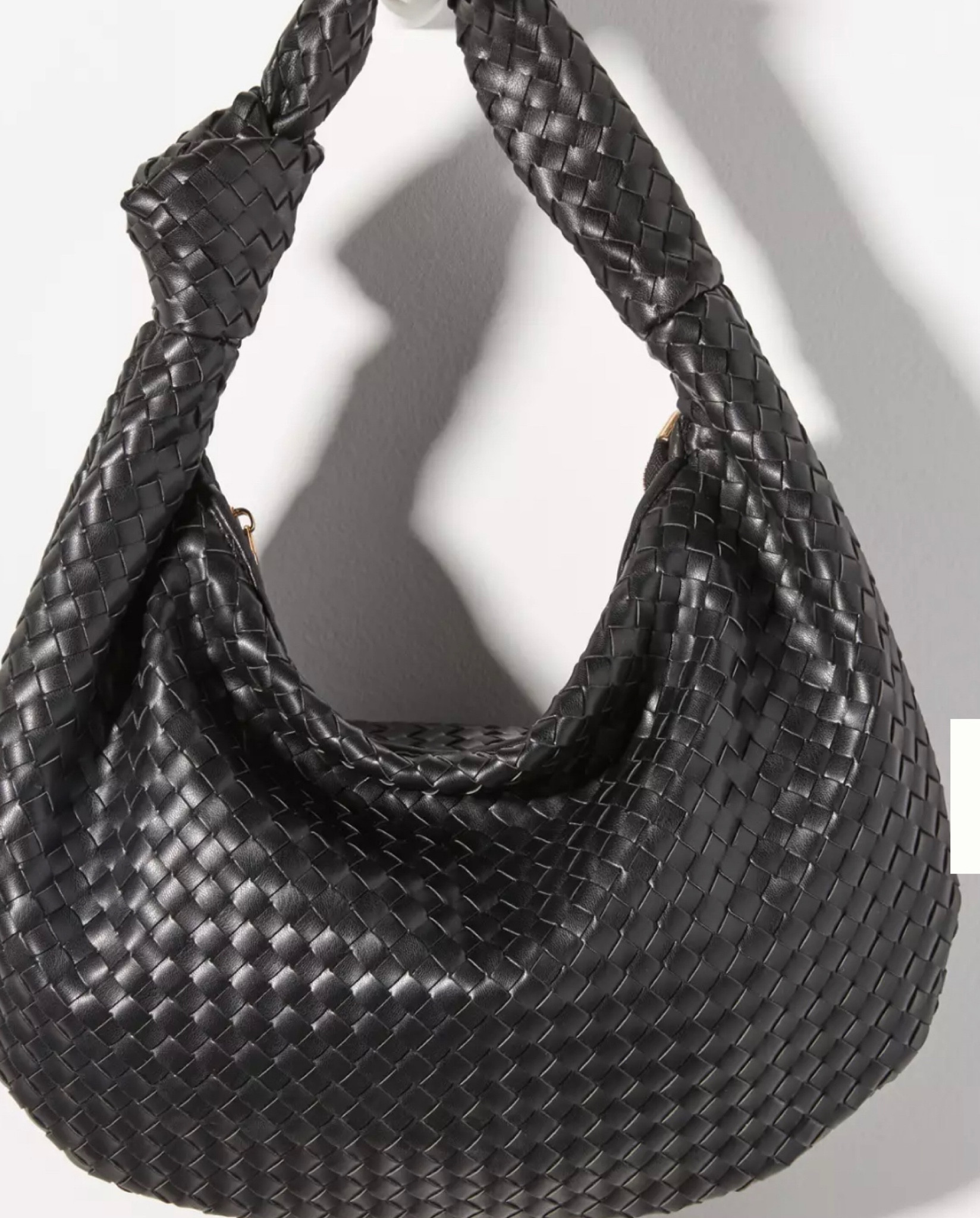 Bottega Venega Dupe from Anthropologie 

#LTKstyletip #LTKGiftGuide #LTKitbag