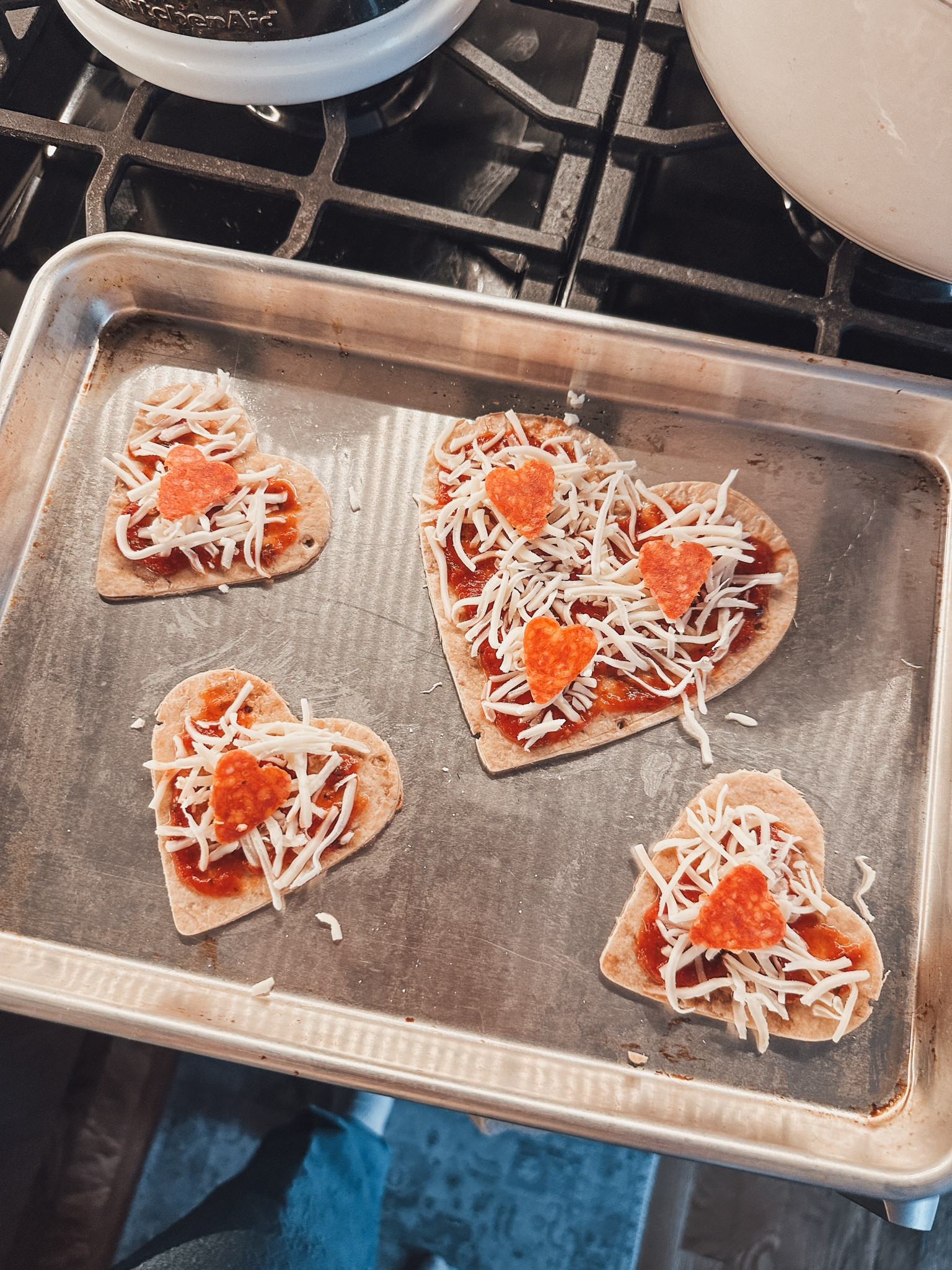 Heart-shaped pizzas for Galentine’s Day 🍕

#LTKhome #LTKSeasonal