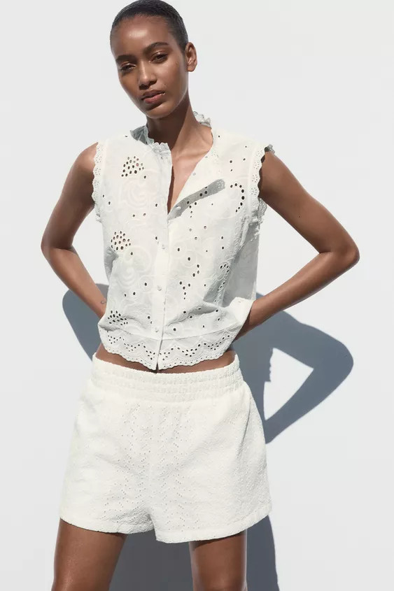EMBROIDERED EYELET TOP | Zara US