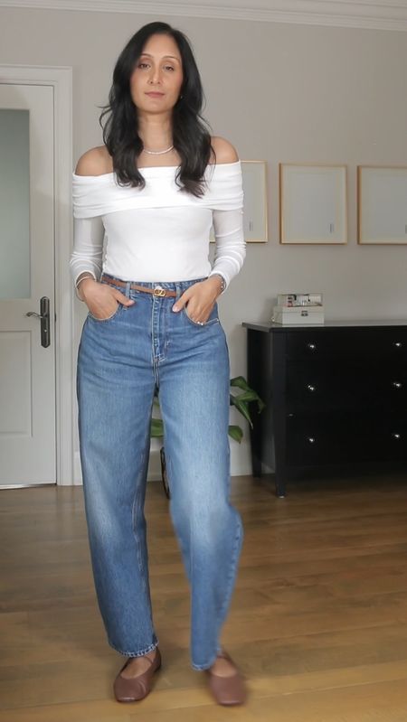A white top and jeans always works. These are also the most comfy flats 

#LTKmidsize #LTKstyletip #LTKcanada